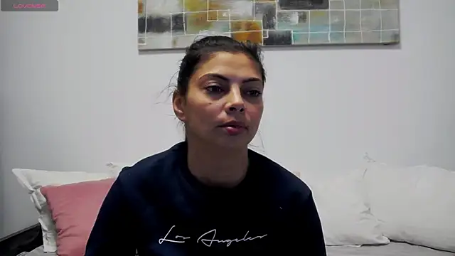 LadyLiia online show from December 2024 04:45:02 AM