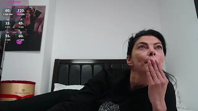 LadyLiia online show from April 2026 03:22:01 AM