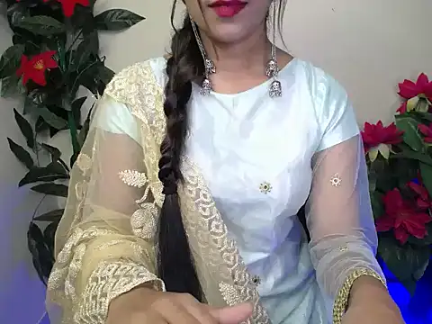 Little queenn online show from September 2025 01:06:02 AM
