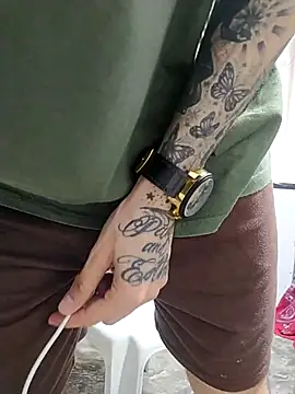 giannis090 online show from September 2025 09:25:01 PM