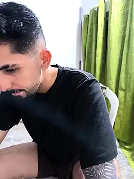 giannis090 online show from September 2025 04:17:02 AM