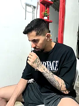 giannis090 online show from October 2025 05:32:02 PM