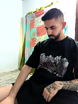 giannis090 online show from January 2026 08:43:02 PM