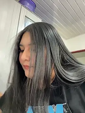 Nicky-222 online show from November 2025 02:00:02 AM