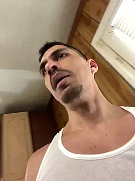 SlimSexxxy69 online show from March 2026 03:40:01 PM