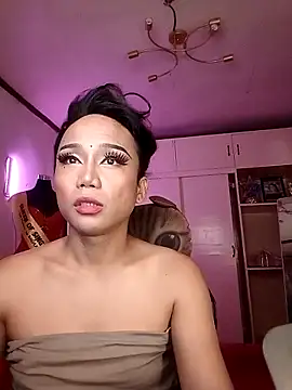 YourNikkieXxx online show from October 2025 03:41:01 PM