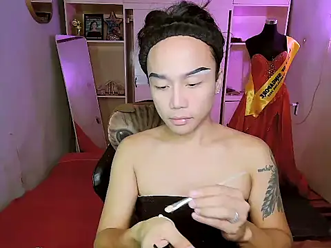 YourNikkieXxx online show from October 2025 06:41:02 AM