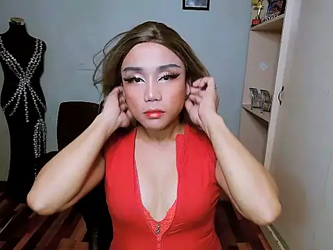 Snapshot of YourNikkieXxx chatting on December 2025 09:44:01 PM YourNikkieXxx online show from December 2025 09:44:01 PM