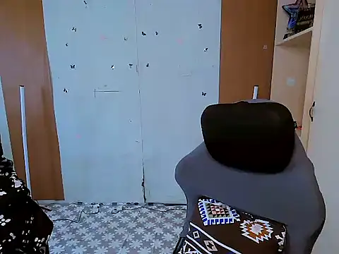 Snapshot of YourNikkieXxx chatting on April 2026 01:23:02 AM YourNikkieXxx online show from April 2026 01:23:02 AM