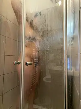 Snapshot of DreamThickCouple chatting on July 2026 01:59:01 PM DreamThickCouple online show from July 2026 01:59:01 PM