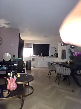 Melody1600 online show from April 2026 08:53:02 PM