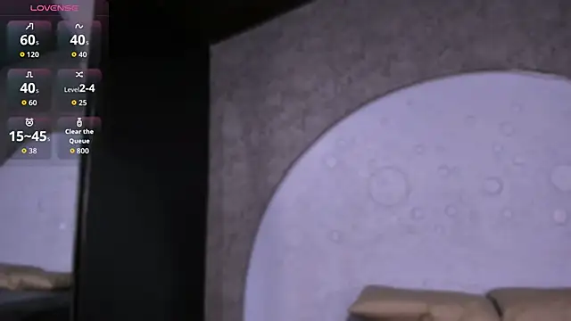 Snapshot of ReinaChloe chatting on February 2026 04:03:02 PM ReinaChloe online show from February 2026 04:03:02 PM