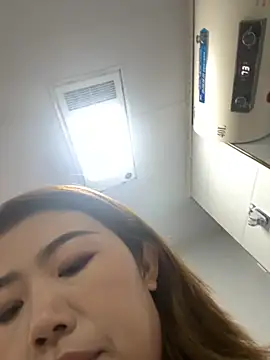 feifei 521 online show from November 2025 07:41:01 AM