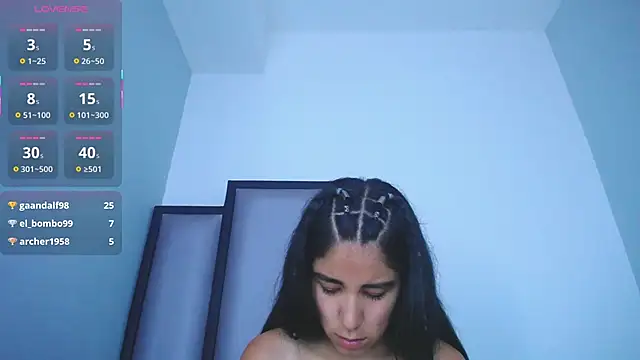 Lucy-23 online show from October 2025 09:41:02 AM