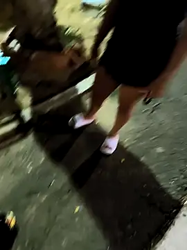 Snapshot of Mia-sensual chatting on September 2025 04:45:01 AM Mia-sensual online show from September 2025 04:45:01 AM