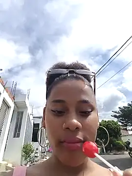 Snapshot of Mia-sensual chatting on September 2025 07:15:02 PM Mia-sensual online show from September 2025 07:15:02 PM