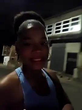 Snapshot of Mia-sensual chatting on September 2025 04:37:02 AM Mia-sensual online show from September 2025 04:37:02 AM