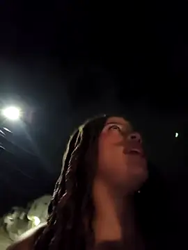 Snapshot of Mia-sensual chatting on October 2025 04:23:02 AM Mia-sensual online show from October 2025 04:23:02 AM