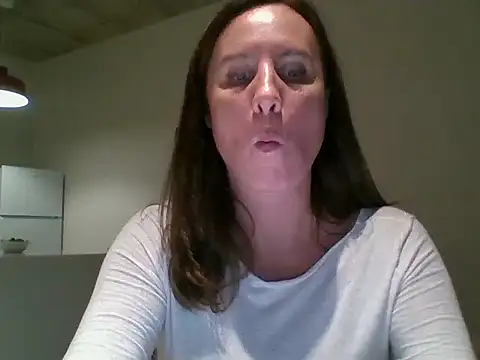 ALICAINWONDERLAND online show from October 2025 04:46:01 PM