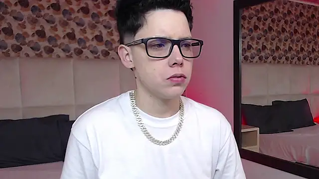 SpencerMontgomery online show from October 2025 04:39:01 PM