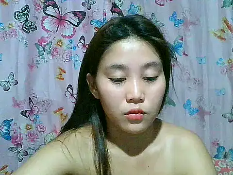Snapshot of SexyAsianPussy4u chatting on July 2026 01:45:01 AM SexyAsianPussy4u online show from July 2026 01:45:01 AM