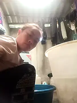 CoMay003 online show from September 2025 04:01:02 AM