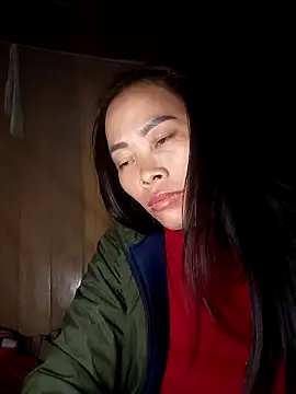 CoMay003 online show from November 2025 02:39:02 PM