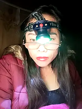 CoMay003 online show from January 2026 04:45:02 PM