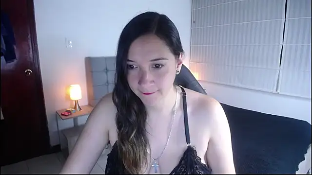 Snapshot of Agatha_bellucci_ chatting on September 2025 12:48:01 PM Agatha bellucci online show from September 2025 12:48:01 PM