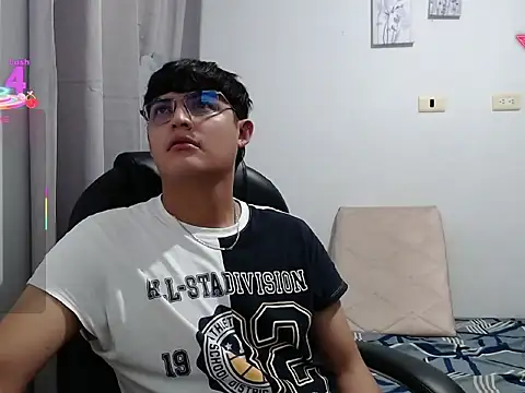 Snapshot of yesitwink_ chatting on March 2026 02:39:01 AM yesitwink online show from March 2026 02:39:01 AM