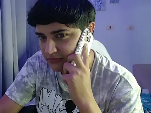 Snapshot of yesitwink_ chatting on April 2026 02:50:01 AM yesitwink online show from April 2026 02:50:01 AM