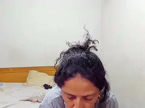 Snapshot of patrickMilena chatting on September 2025 10:47:01 PM patrickMilena online show from September 2025 10:47:01 PM