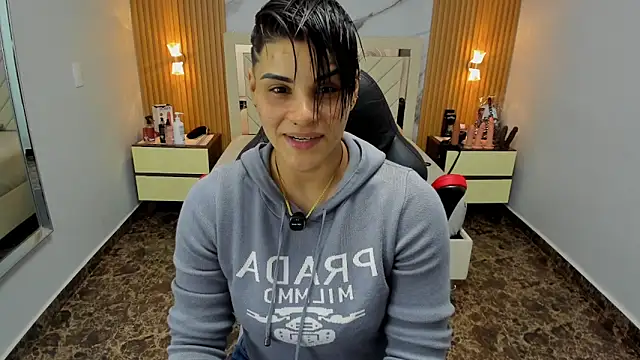 KAROLLJONES1 online show from February 2026 07:20:01 PM