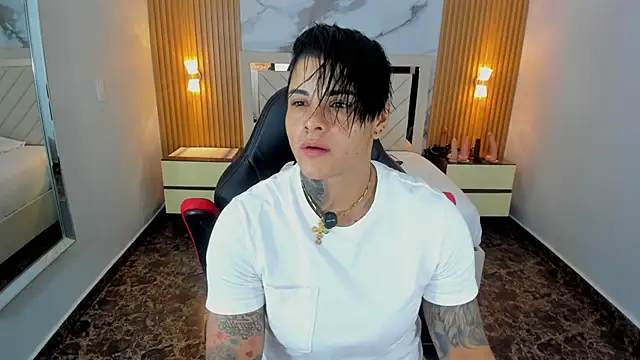 Snapshot of KAROLLJONES1 chatting on July 2026 12:22:02 PM KAROLLJONES1 online show from July 2026 12:22:02 PM