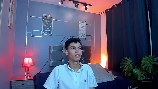 Room 69x online show from October 2025 03:29:02 AM