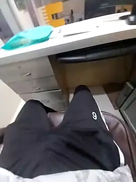 Snapshot of kiss_like_choco11 chatting on October 2025 11:00:01 AM kiss like choco11 online show from October 2025 11:00:01 AM