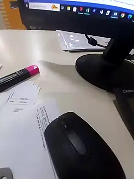 Snapshot of kiss_like_choco11 chatting on February 2026 01:04:02 PM kiss like choco11 online show from February 2026 01:04:02 PM