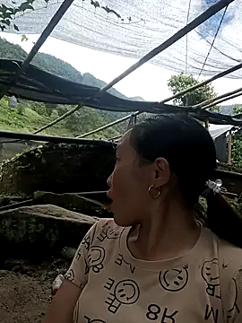 Snapshot of Tamy_20 chatting on October 2025 08:15:02 AM Tamy 20 online show from October 2025 08:15:02 AM