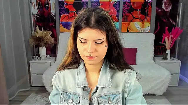 AnoraDark online show from November 2025 06:17:01 PM