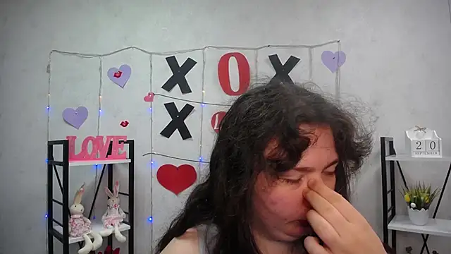 NeonilaLisova online show from September 2025 05:19:02 AM