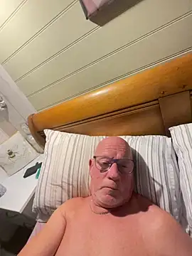 philefc online show from October 2025 08:29:02 PM