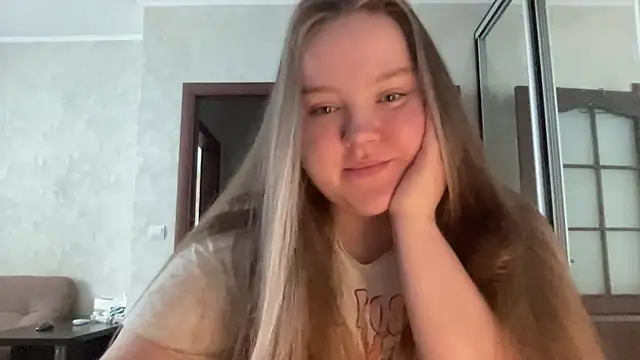 Snapshot of Alice898 chatting on July 2026 09:02:01 AM Alice898 online show from July 2026 09:02:01 AM