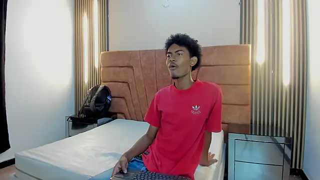 FYKMOR 1 online show from December 2025 07:44:01 PM