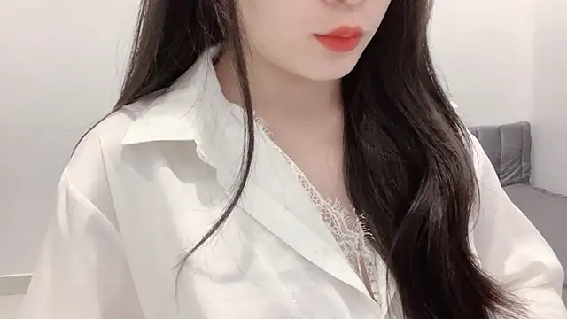 Snapshot of ___Lily___ chatting on May 2026 03:38:02 PM Lily online show from May 2026 03:38:02 PM