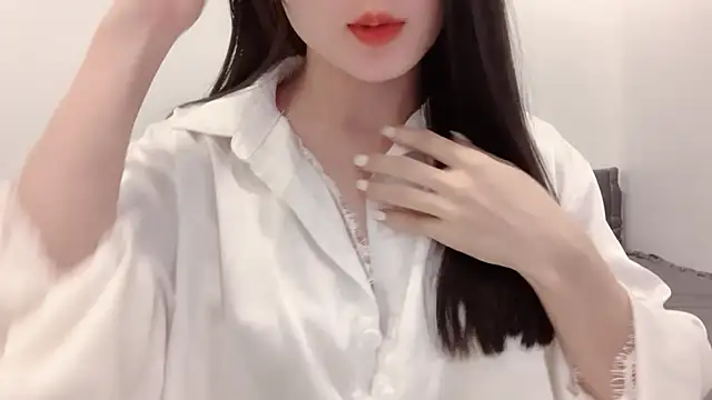 Snapshot of ___Lily___ chatting on May 2026 04:03:01 PM Lily online show from May 2026 04:03:01 PM