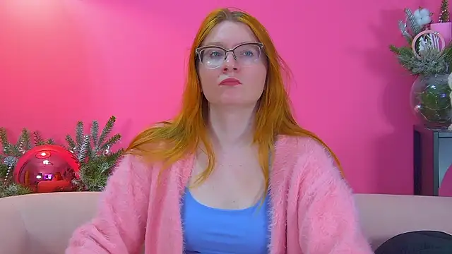 AliceAllisons online show from December 2025 06:26:02 PM