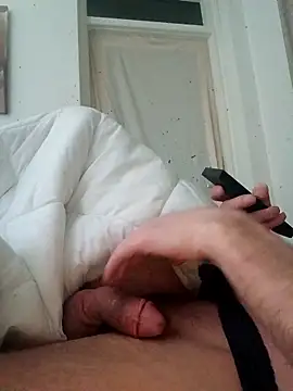 Snapshot of handsome8inchh chatting on March 2026 02:39:02 AM handsome8inchh online show from March 2026 02:39:02 AM