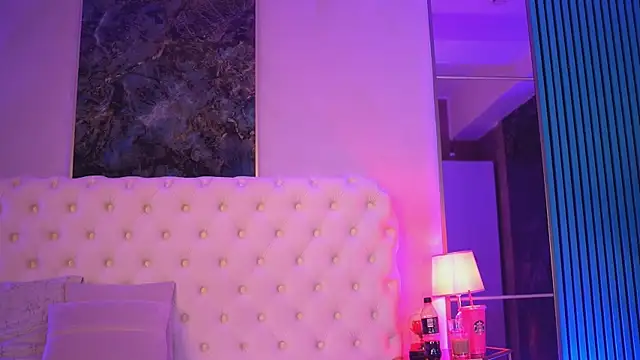 KendraMoon online show from October 2025 03:14:01 PM