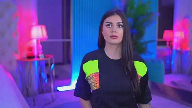 KendraMoon online show from November 2025 03:45:01 PM