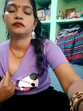Snapshot of Chandrakanta-Devi chatting on October 2025 05:24:01 PM Chandrakanta-Devi online show from October 2025 05:24:01 PM